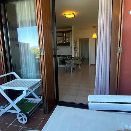 Apartment The Sunny Lake - With Pool Desenzano del Garda