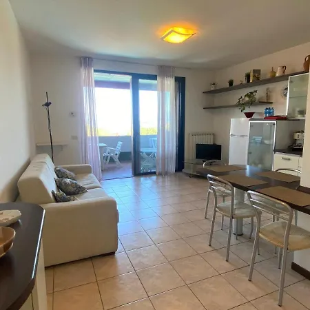 Apartment The Sunny Lake - With Pool *